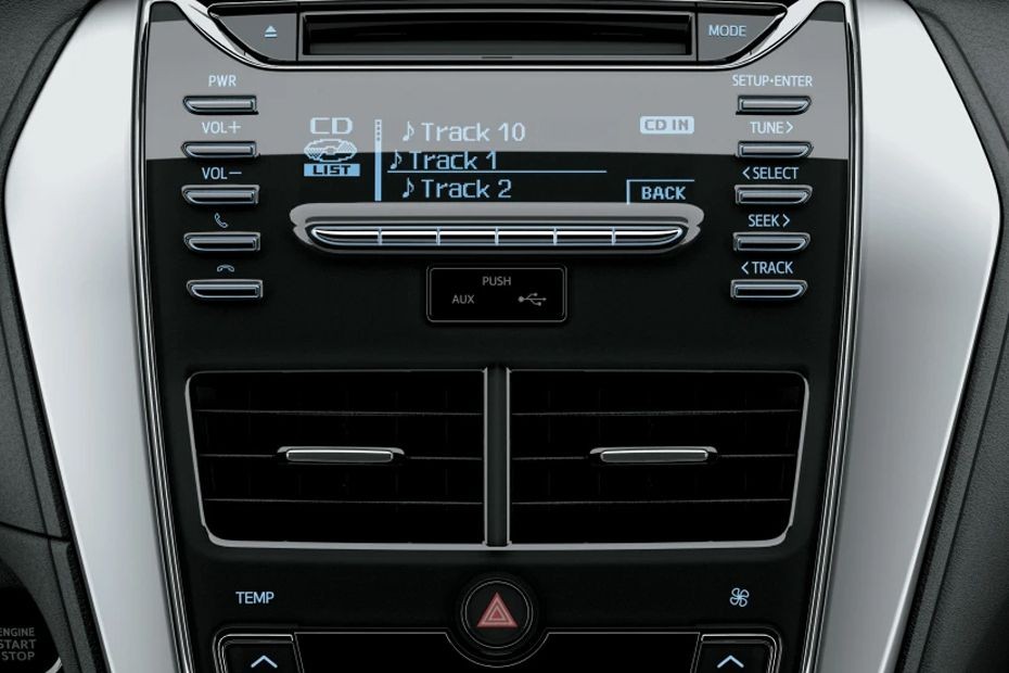 Side AC Controls of Toyota Yaris Hatchback in UAE