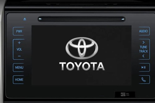 Fortuner touch screen