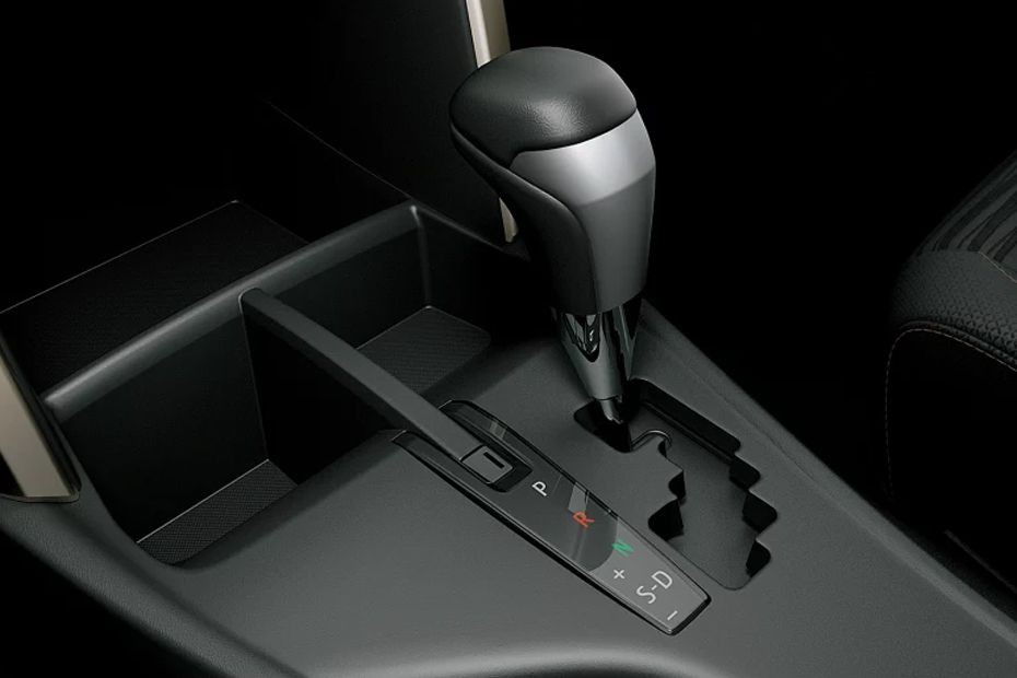 Toyota Innova Gear Shifter in UAE