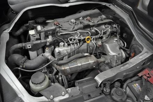 Hiace 3 Door PV Engine