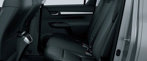 Toyota Hilux-2011 Rear Seats