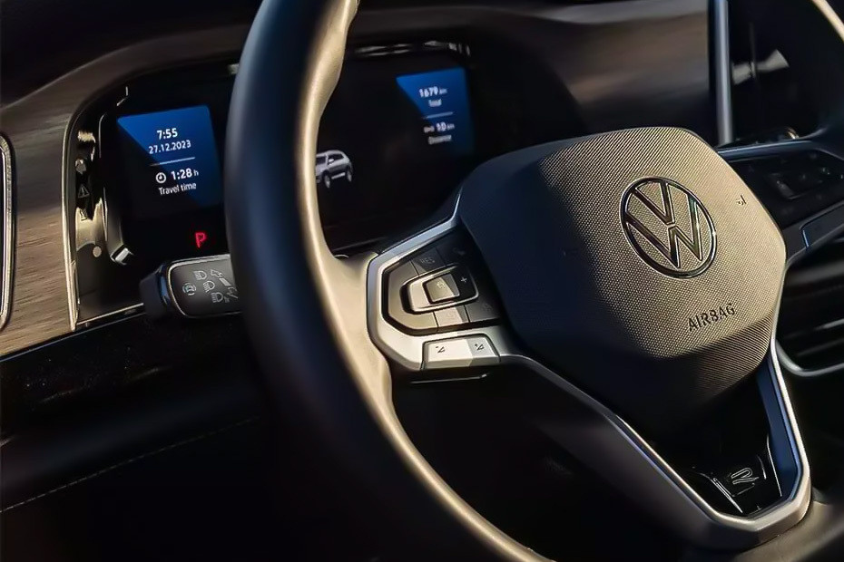 Volkswagen Teramont Multi Function Steering in UAE