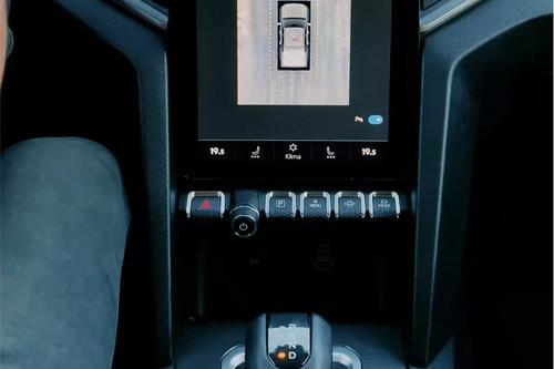 Front AC Controls of Volkswagen Amarok