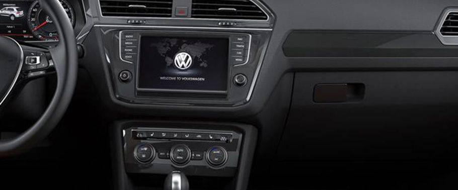 Stereo View of Tiguan (2012-2021) Stereo View of Tiguan (2012-2021)