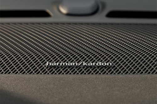 Speakers View of Volvo XC40 Recharge