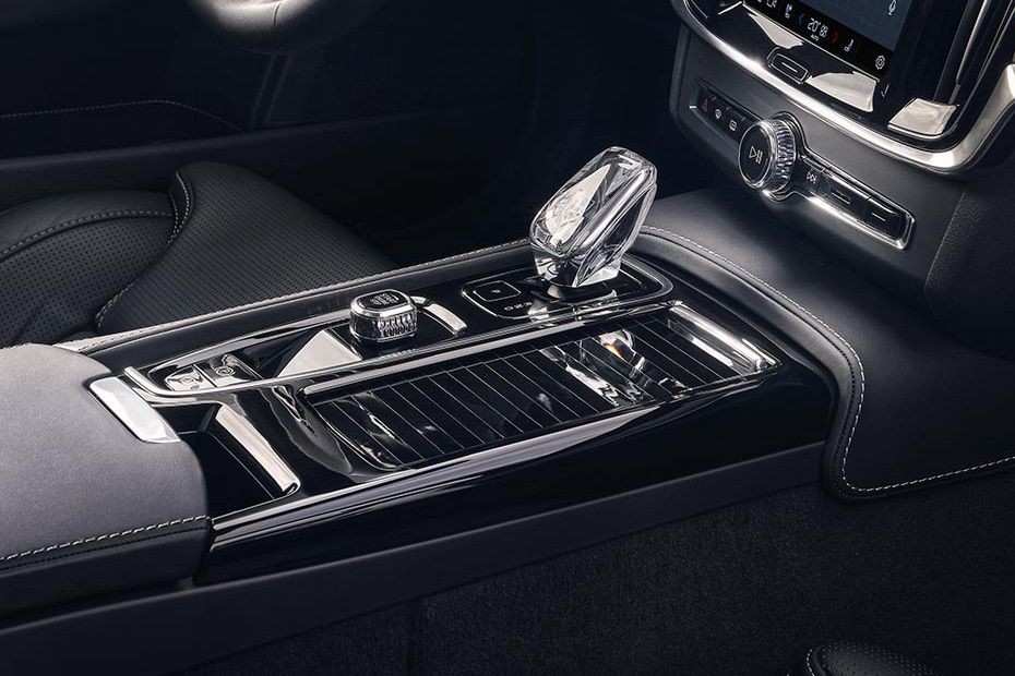 Volvo S90 (2024-2025) Gear Shifter in UAE