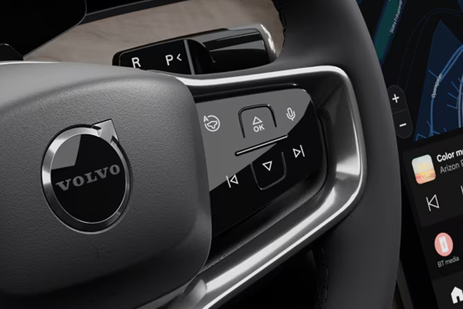 Volvo EX90 Multi Function Steering in UAE