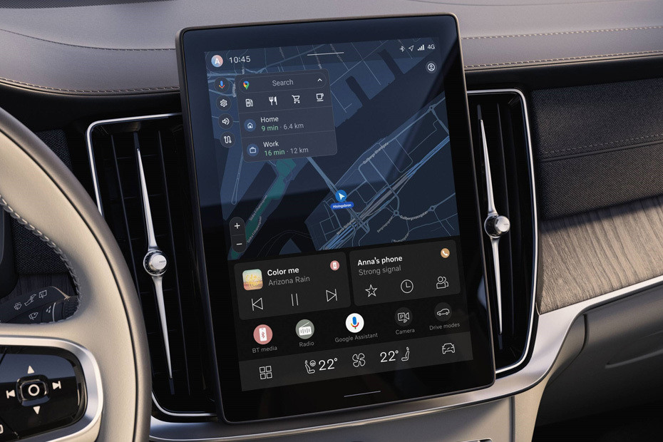 Stereo View of S90 2026 in UAE