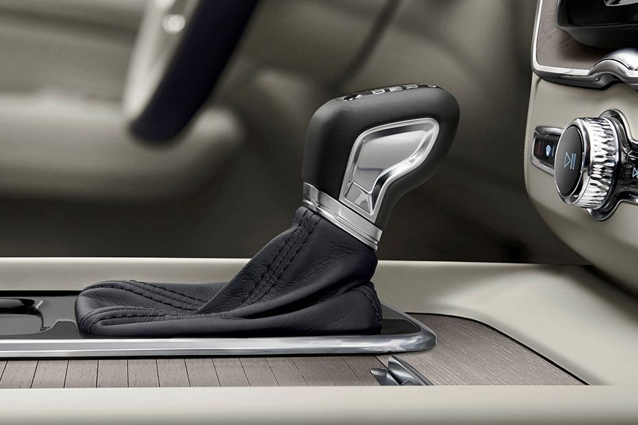 Volvo XC60 (2022-2022) Gear Shifter in UAE