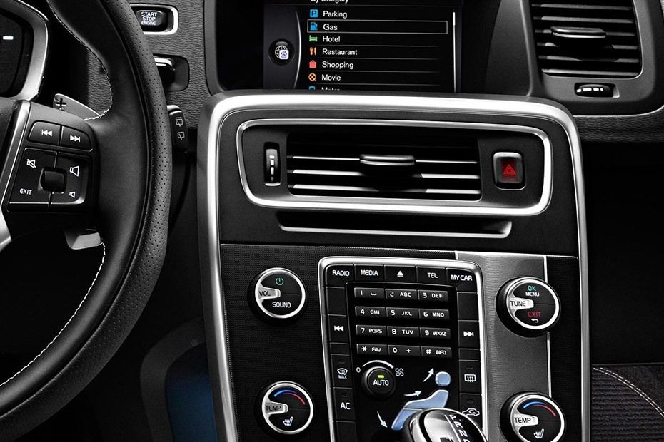S60 (2021-2023) Center Console in UAE