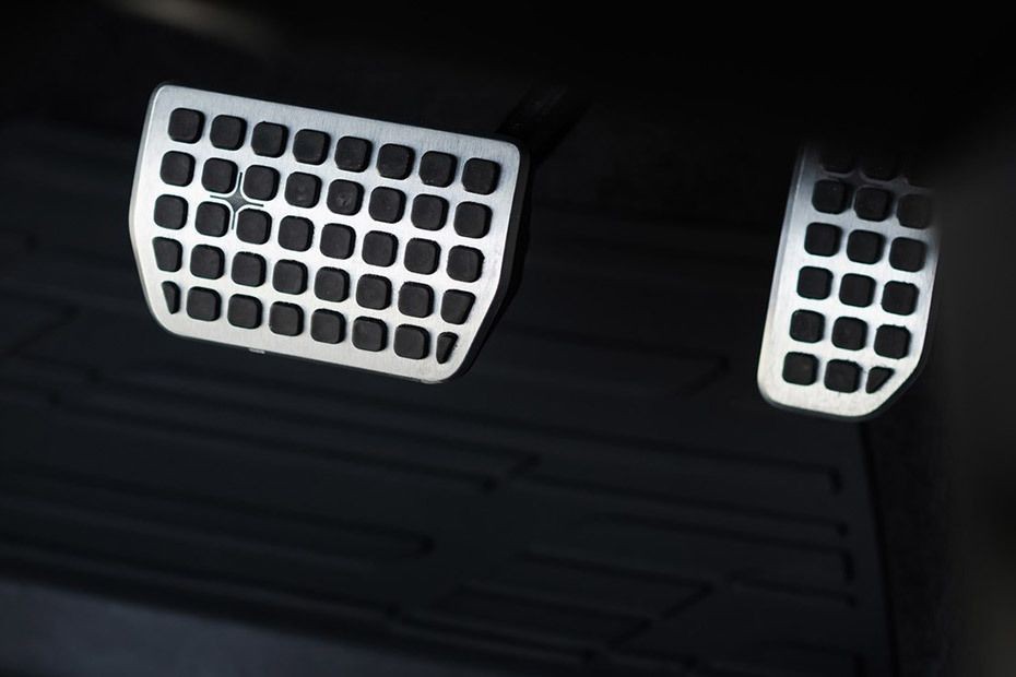 S60 (2021-2023) Richbrook Competition Foot Pedal Set in UAE