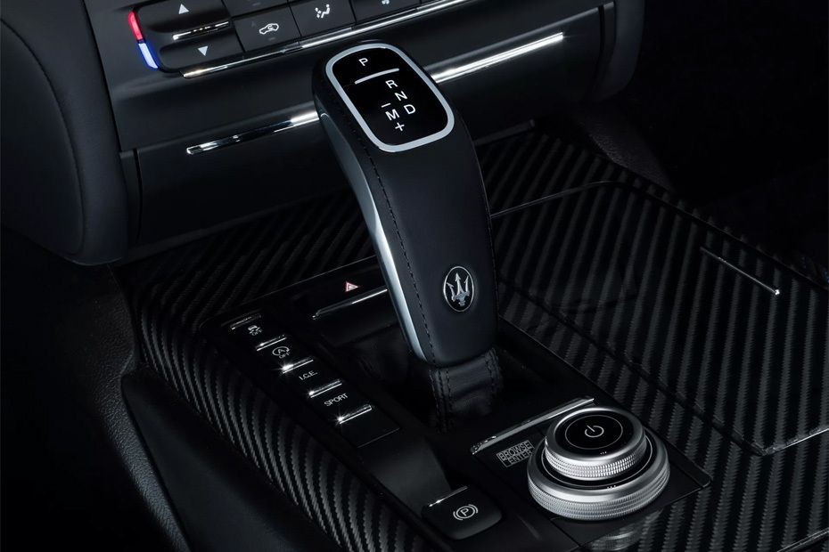 Maserati Ghibli Gear Shifter in UAE