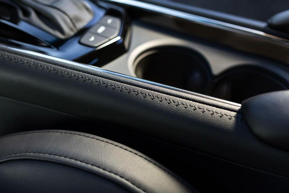 ATS-V COUPE Cup Holders in UAE