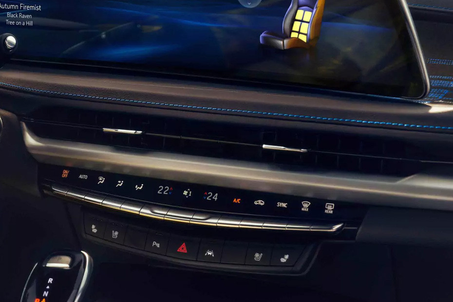 Front AC Controls of Cadillac XT4 in UAE