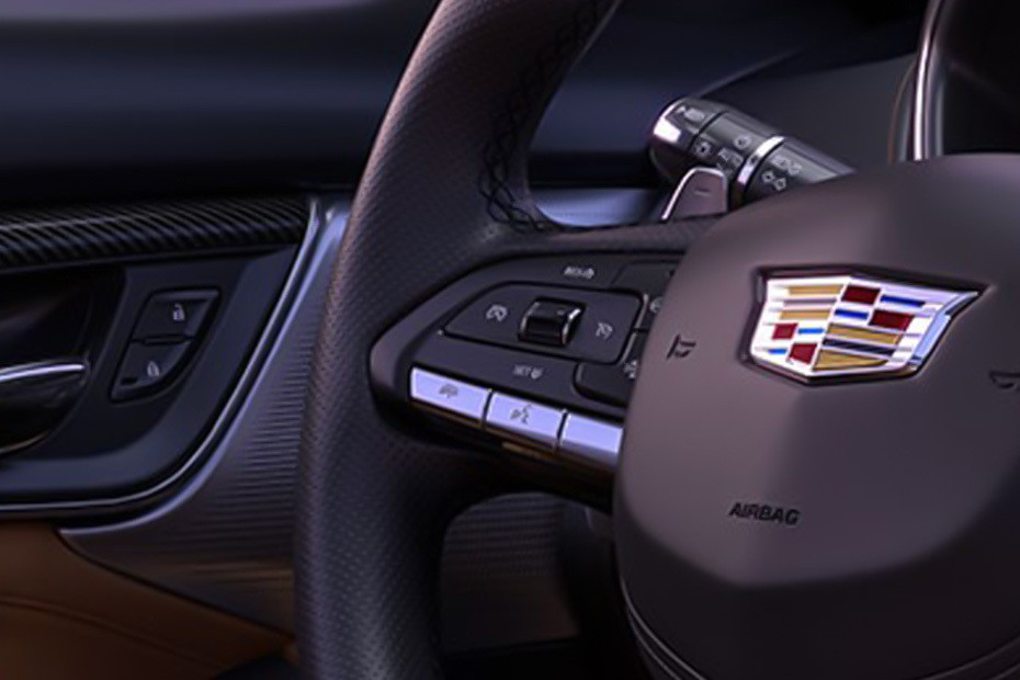 Cadillac XT4 Multi Function Steering in UAE