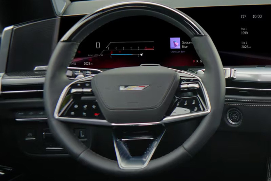 Cadillac Escalade V Steering Wheel in UAE