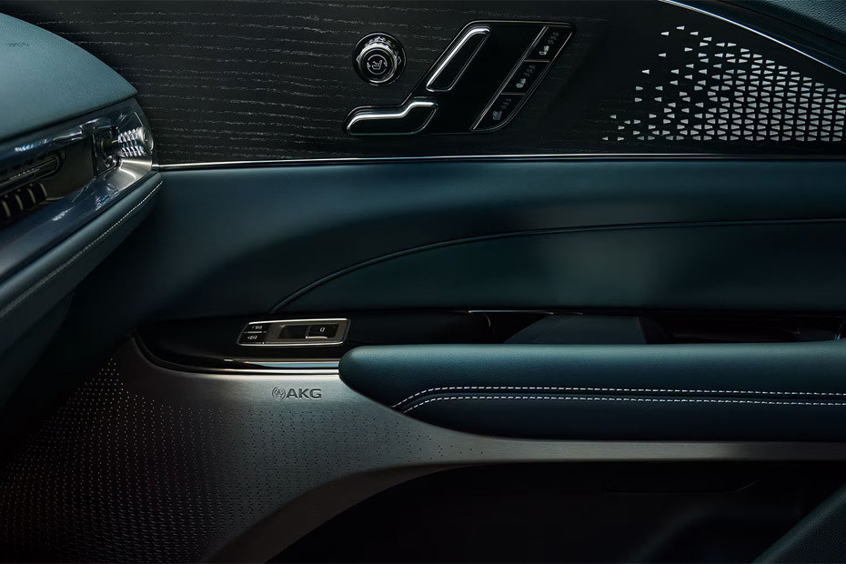 door handle interior of Cadillac LYRIQ in UAE