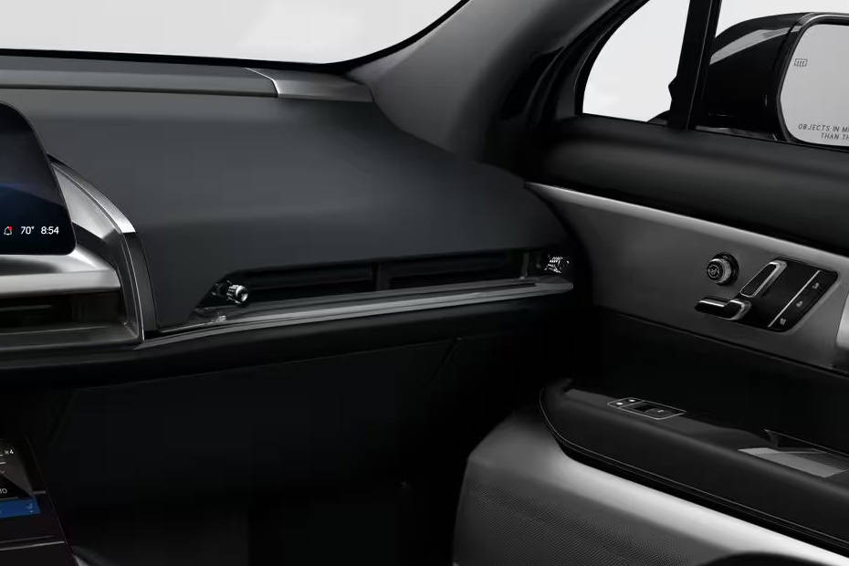 VISTIQ Front Side Ac Vents VISTIQ Front Side Ac Vents