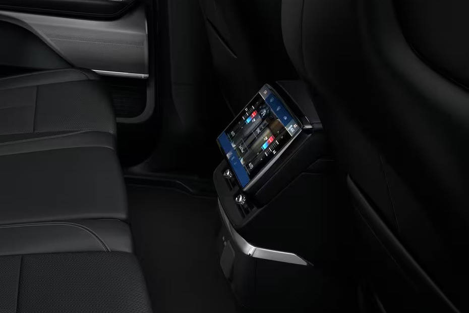VISTIQ Rear AC Controls VISTIQ Rear AC Controls