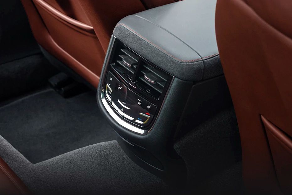 CTS Rear AC Controls in UAE
