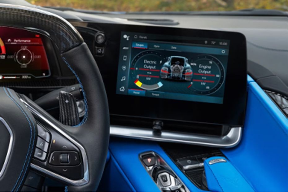 Stereo View of CORVETTE E-RAY in UAE