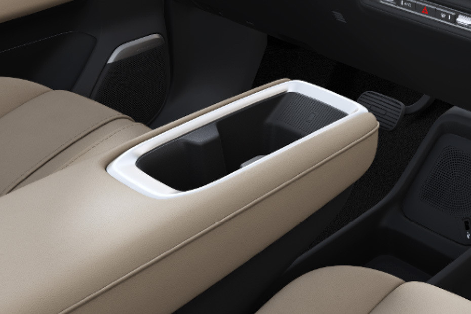 SPARK EUV Cup Holders