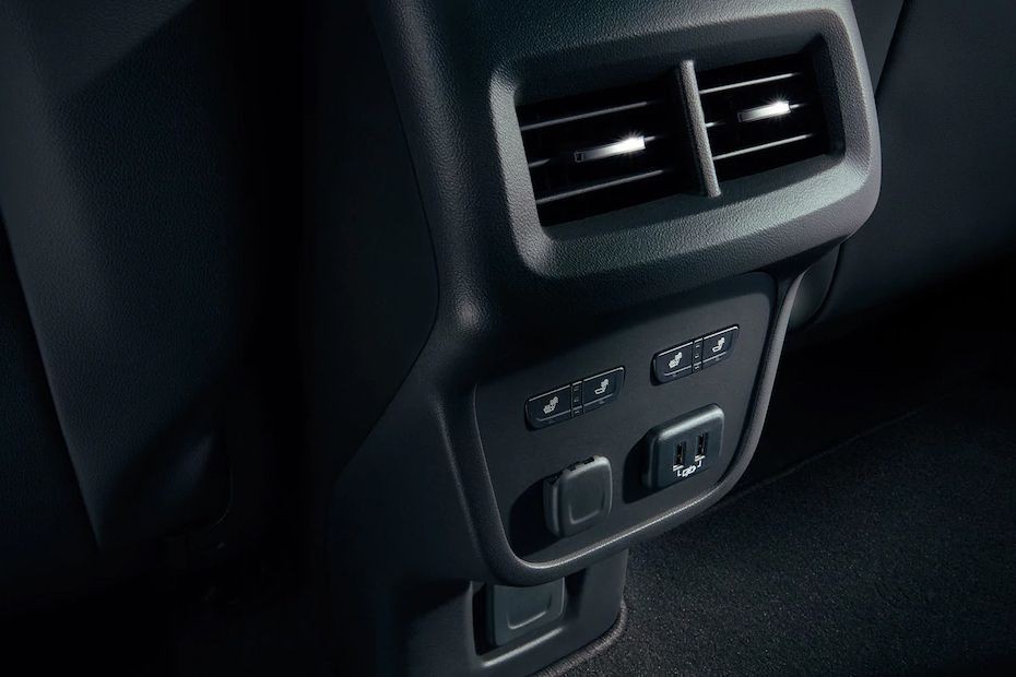 Equinox Rear AC Controls in UAE