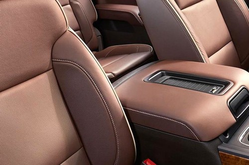 Silverado (2022-2024) Armrest Rear