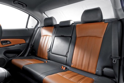 Chevrolet Cruze (2012-2013) Rear Seats