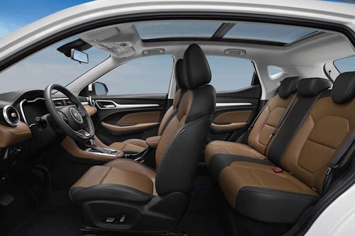 MG ZST Front And Rear Seats Together