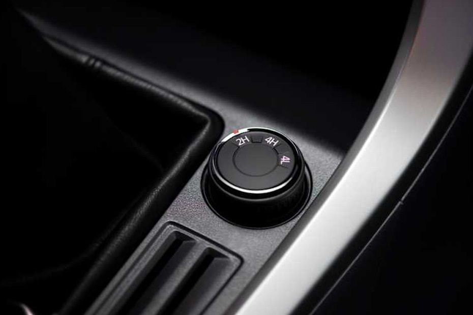 Center Controls of MG T60 in UAE