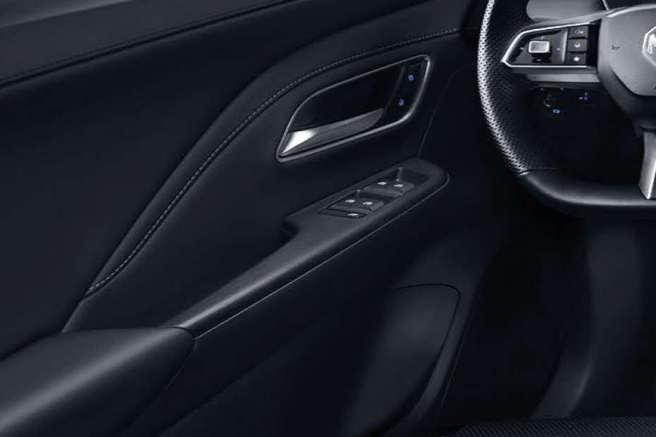 MG ZS Drivers Side In Side Door Controls in UAE