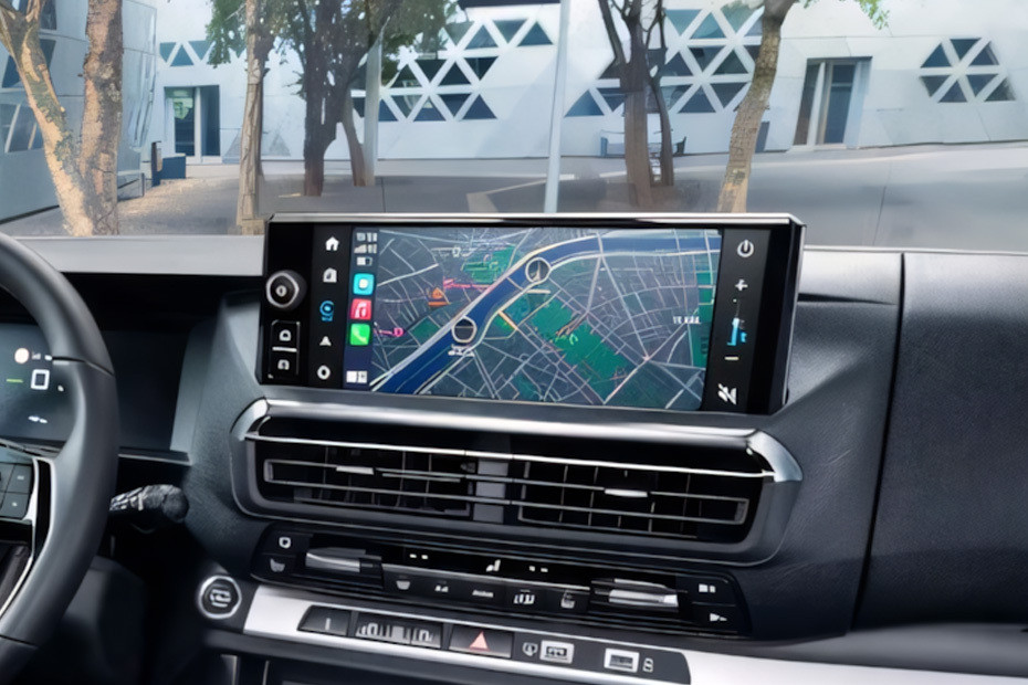 SpaceTourer gps navigator in UAE