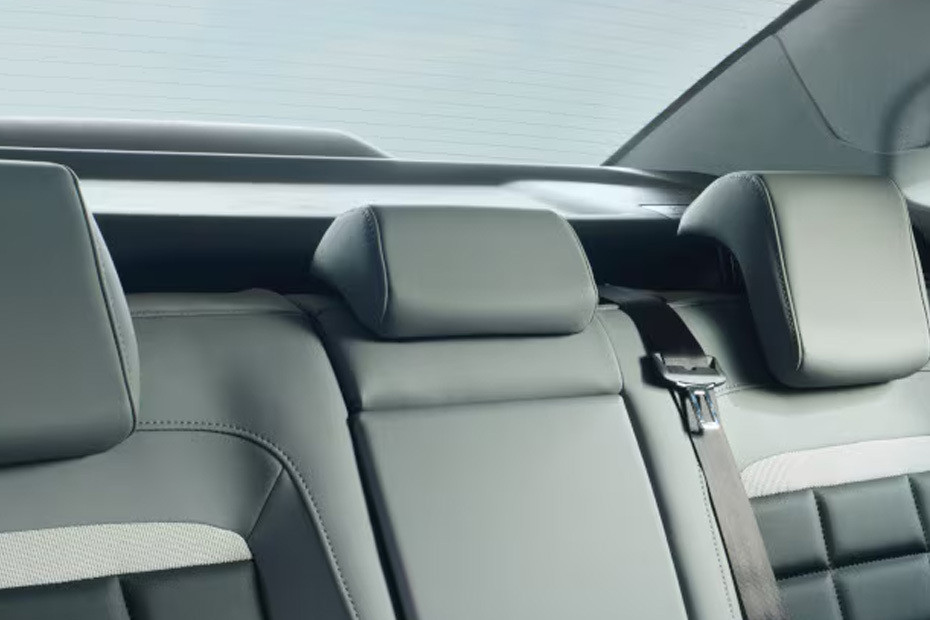 C4 X Rear Seat Head rest in UAE