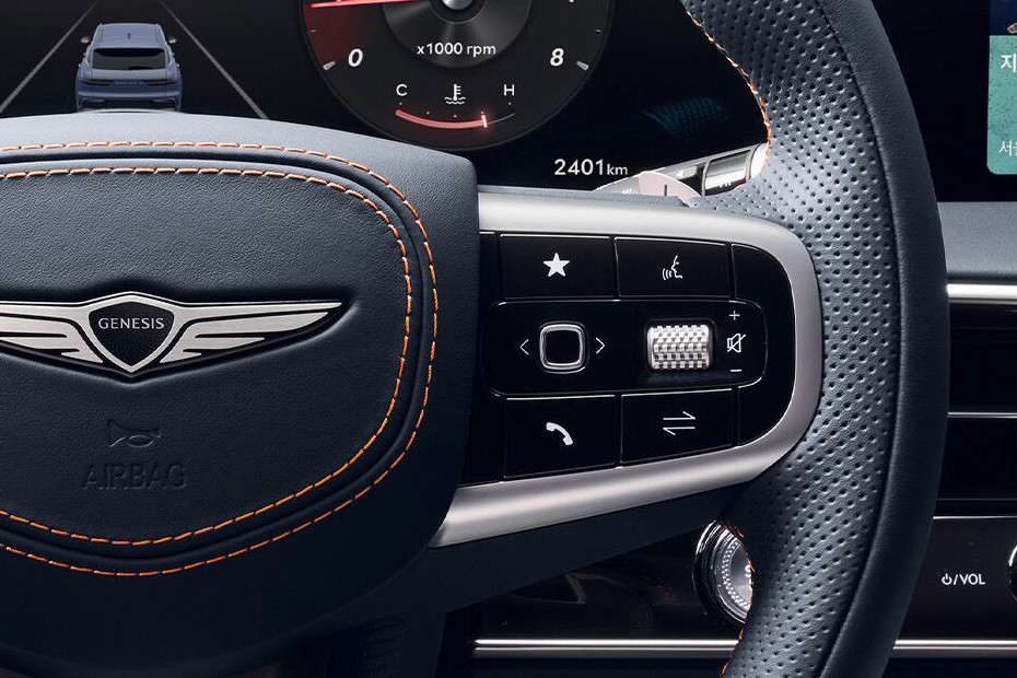 Genesis GV70 Multi Function Steering in UAE