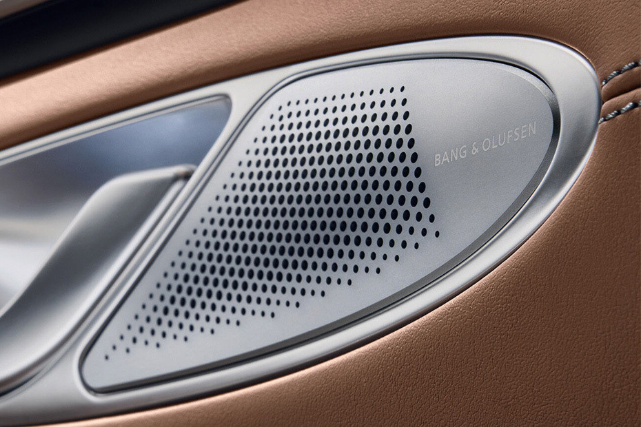 Speakers View of Genesis GV70 in UAE