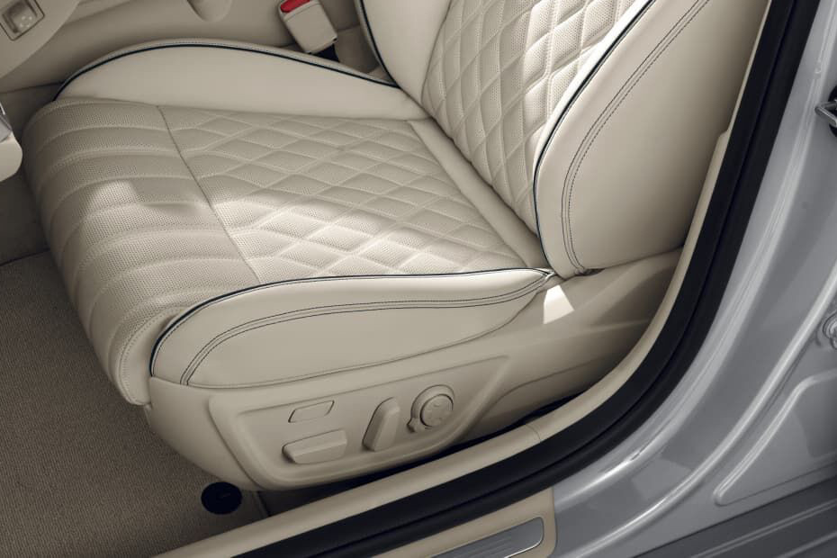 Genesis G70 SB Seat Adjustment Controllers in UAE