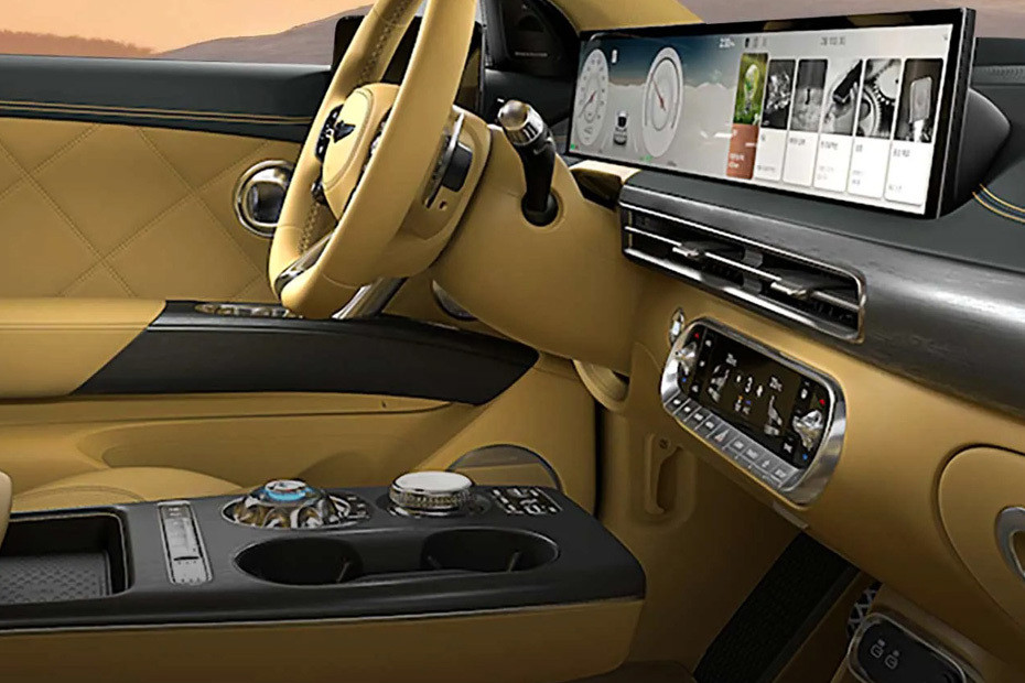 GV 60 Center Console