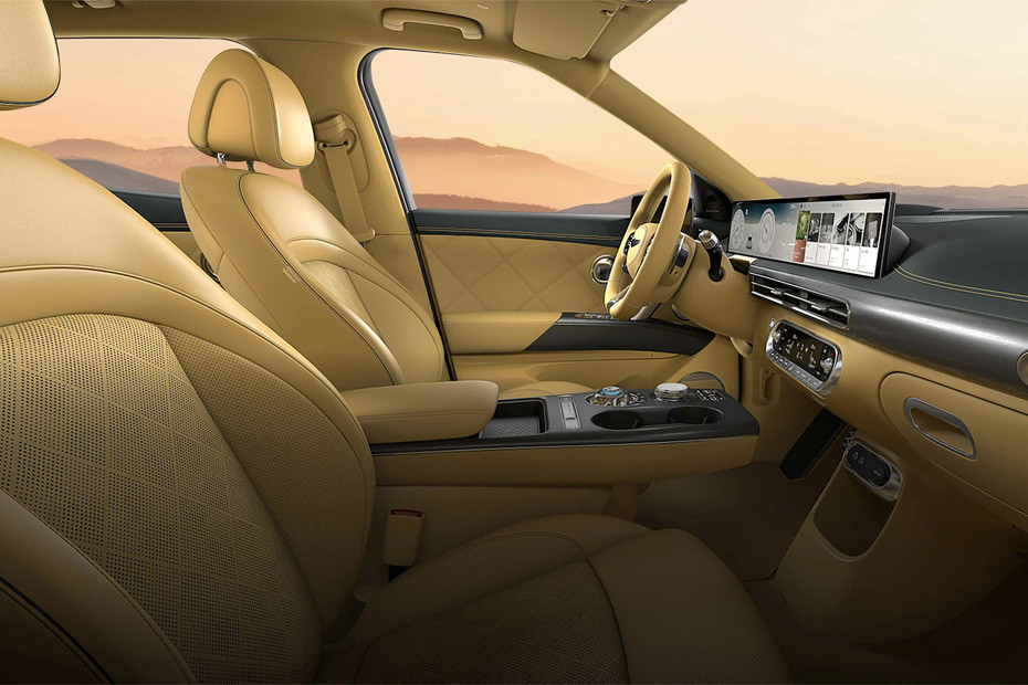 GV 60 Front Seats in UAE