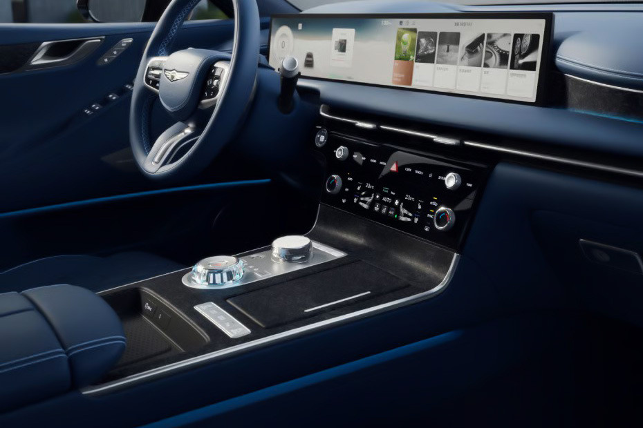 EV G 80 Center Console in UAE