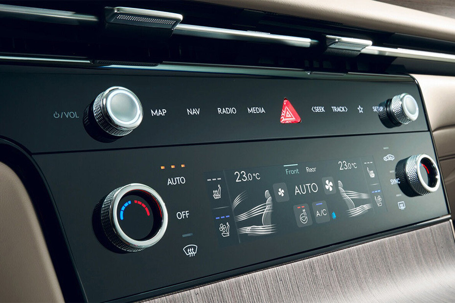 Front AC Controls of Genesis G80 in UAE