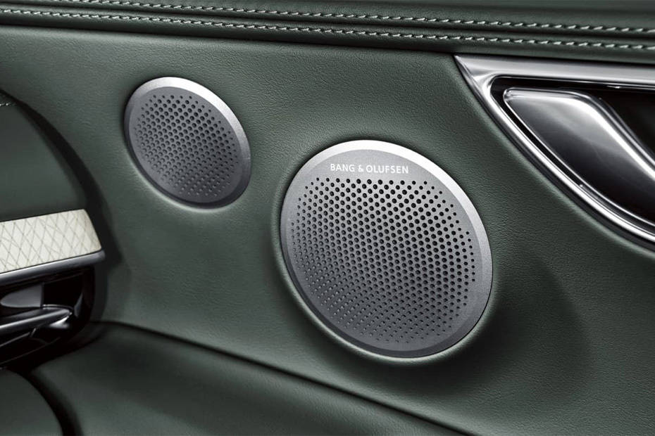 Speakers View of Genesis GV80 Coupe Speakers View of Genesis GV80 Coupe