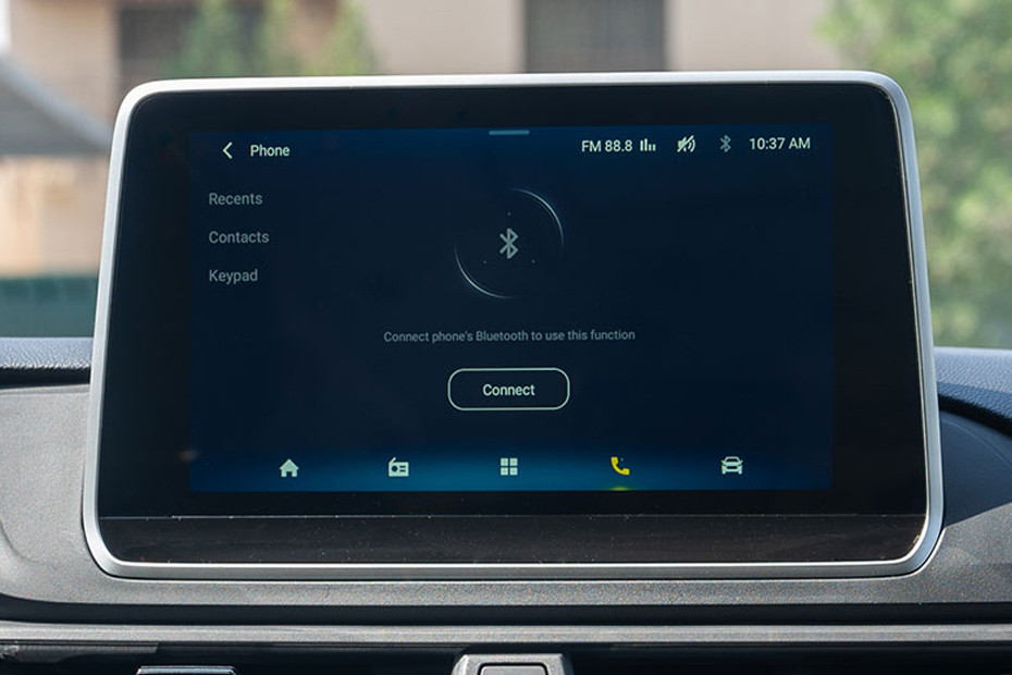 Stereo View of V90 in UAE