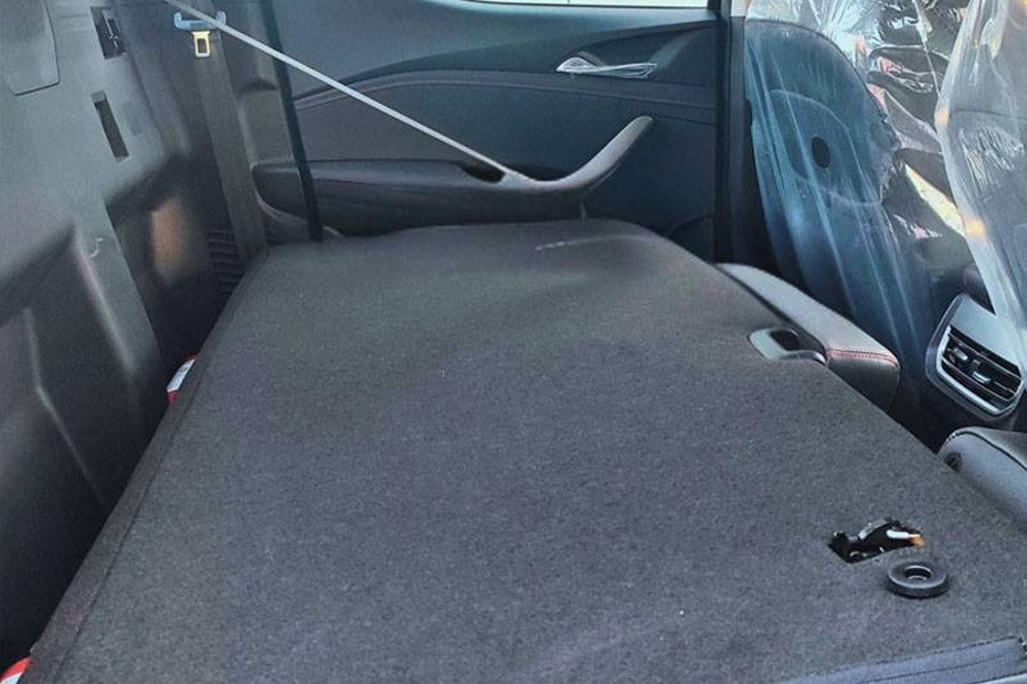 Folding Seats of Maxus T70