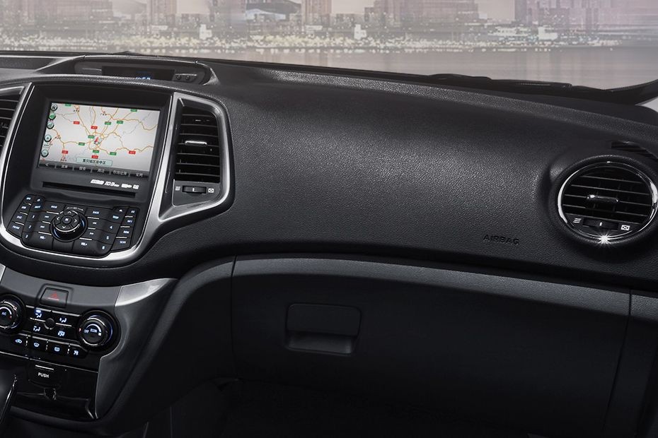 EADO Front Side Ac Vents in UAE