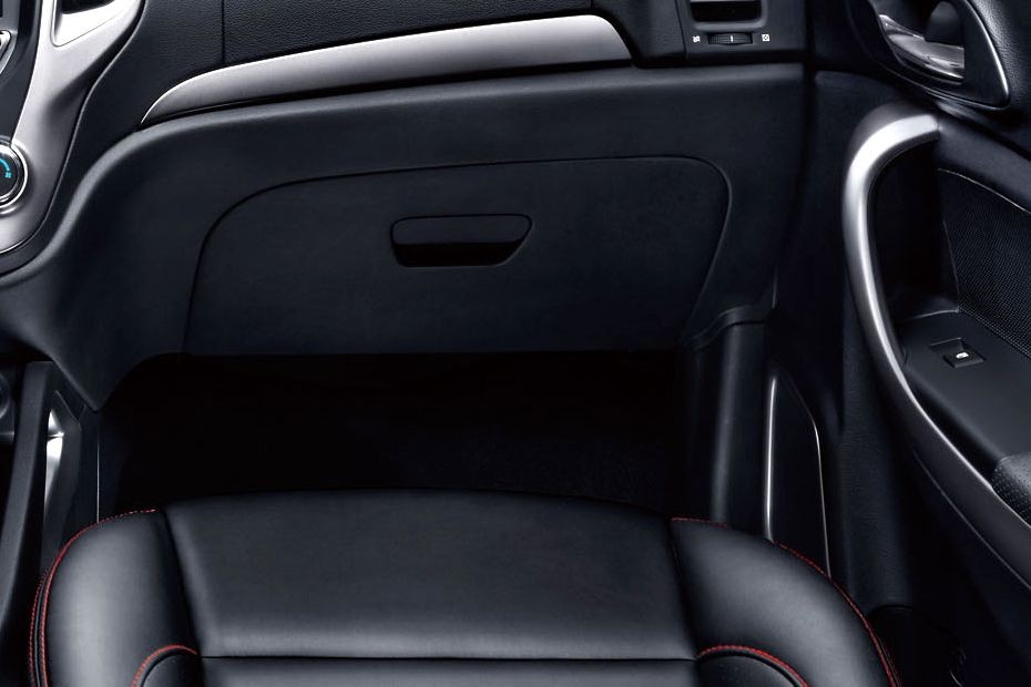 Changan CS35 Glove Box in UAE