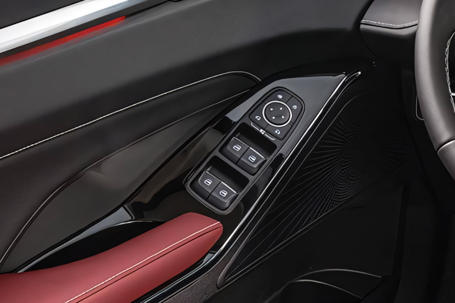 Haval H6 GT Drivers Side In Side Door Controls