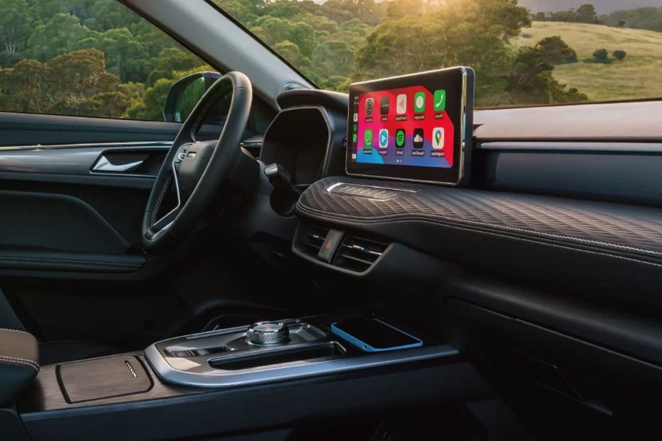 Jolion Pro Center Console in UAE