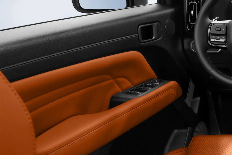 Haval H9 Drivers Side In Side Door Controls in UAE