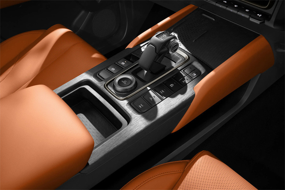 Haval H9 Gear Shifter in UAE